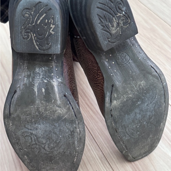 Ariat Boots - Picture 6 of 7